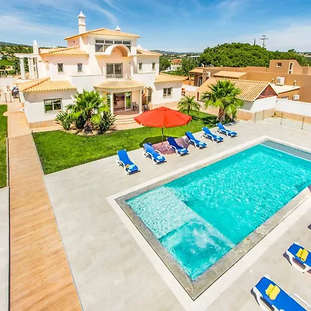 Villa Dourado