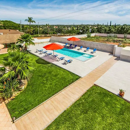 Dourado Villa *